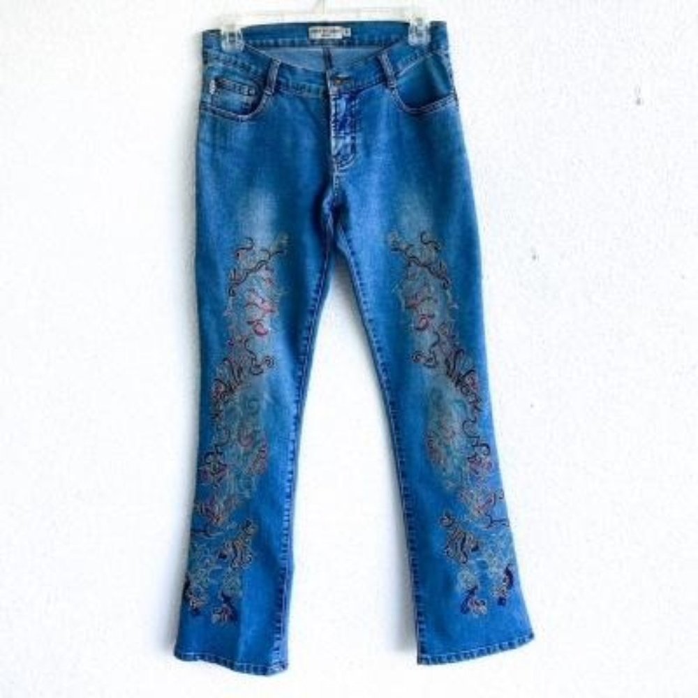 Max Studio Embroidered Bootcut Jeans Size 4